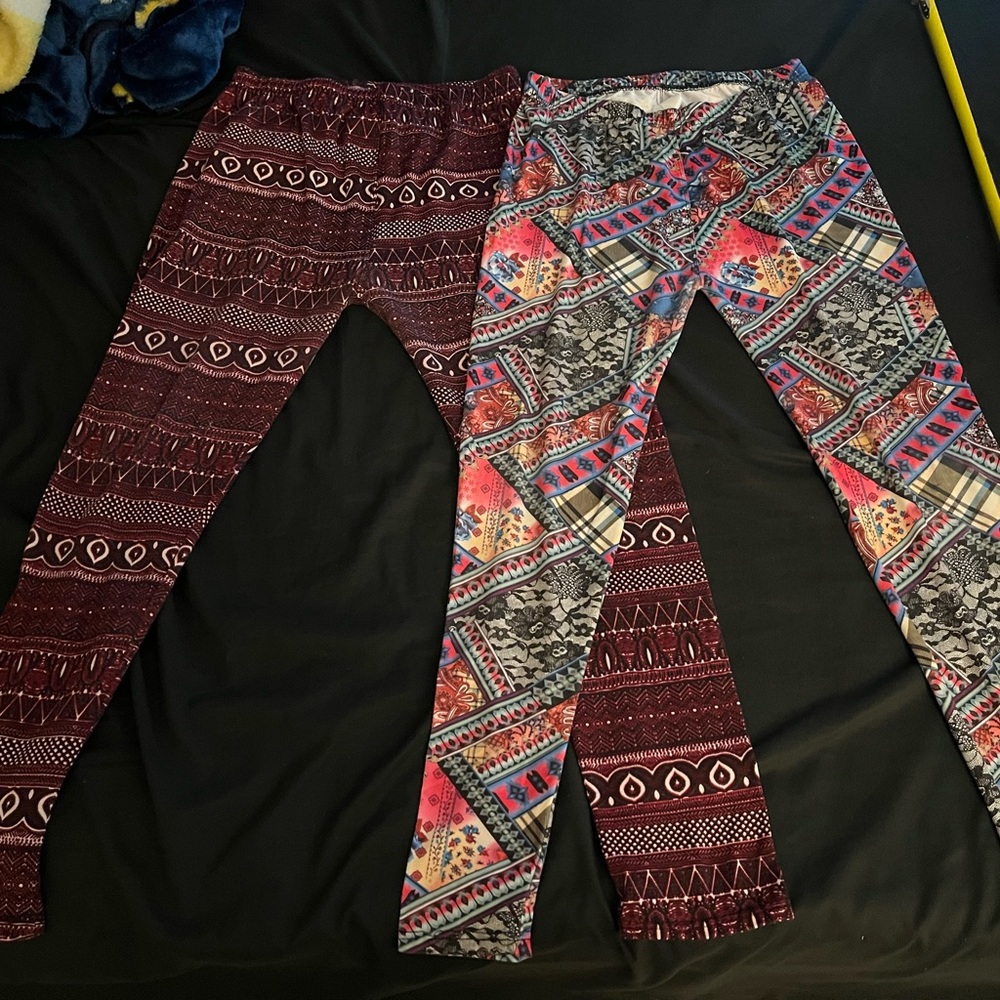 Junior’s Shosho set of two pairs of leggings in size 1x/2x